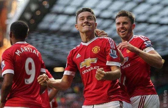 战斧炸扣 战斧炸扣