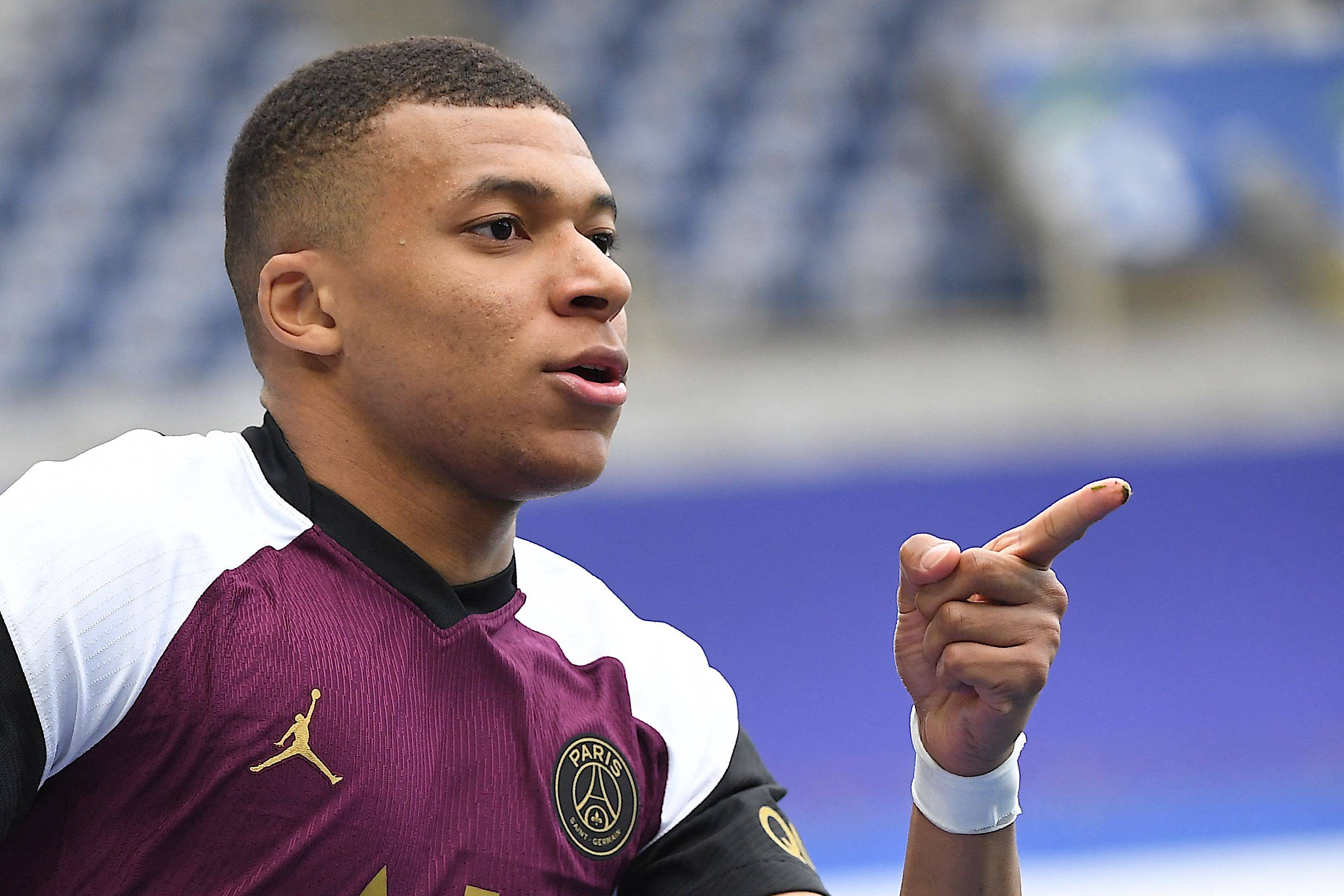 球队在攻防 球队在攻防